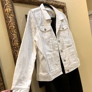 ***Chico’s white jacket with “crystals” NWT size Lg